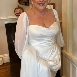 Wedding Dress by ALYCE PARIS 7088 (Satin, diamond white)